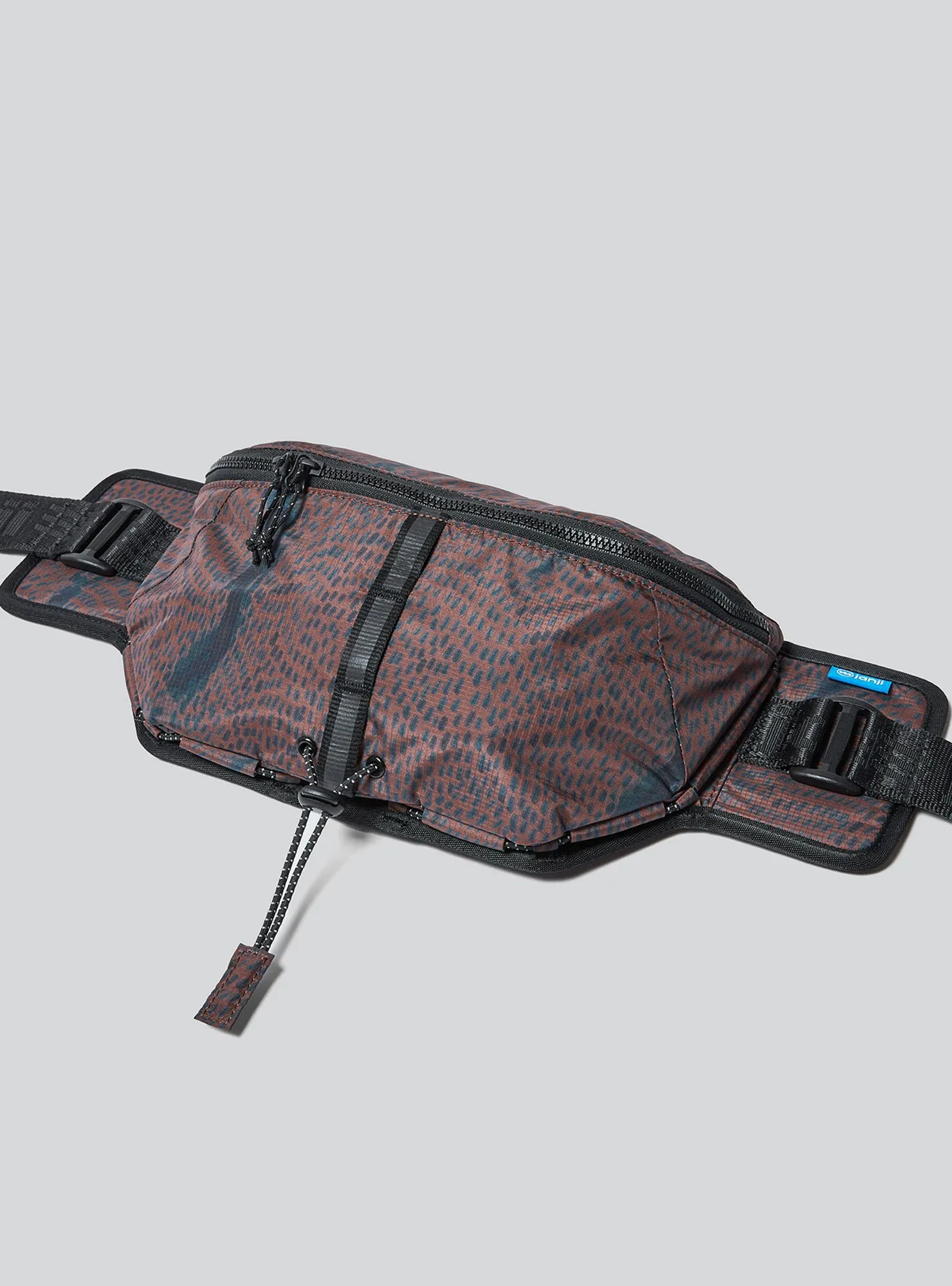 Multipass Sling Bag