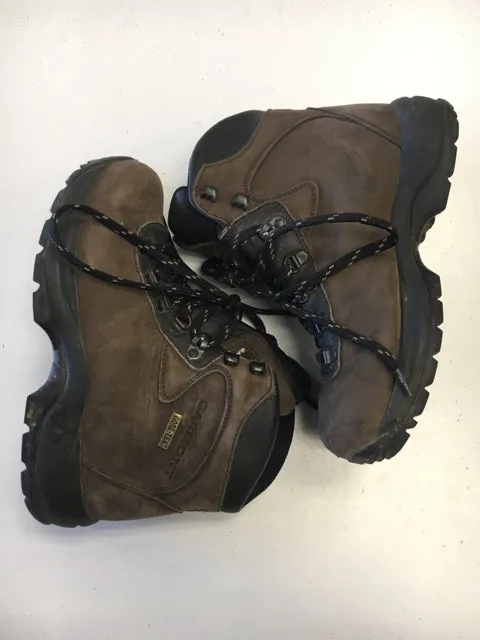 Used Garmont Brown Womens 7 Hiking Boots